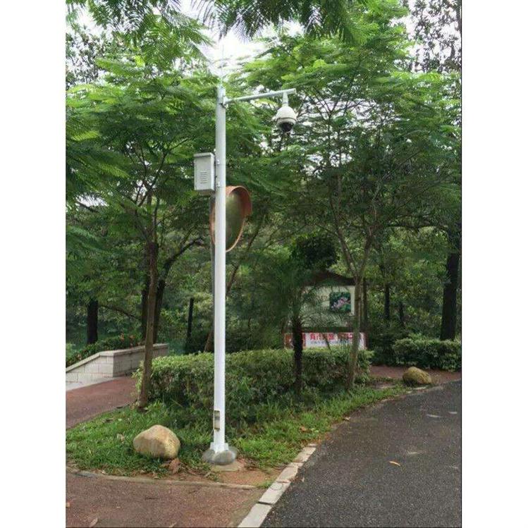 監(jiān)控桿治安攝像頭
